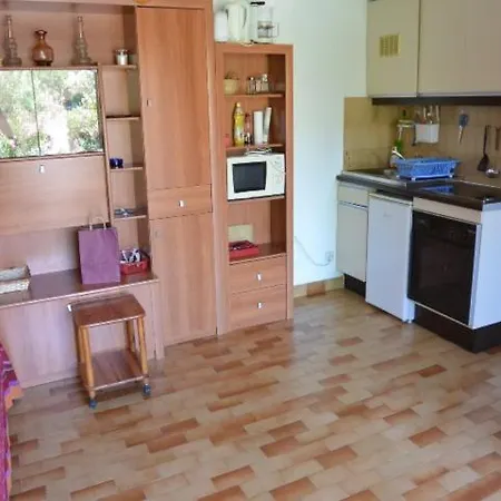 Appartement One-bedroom In With Swimming Pool 2 *