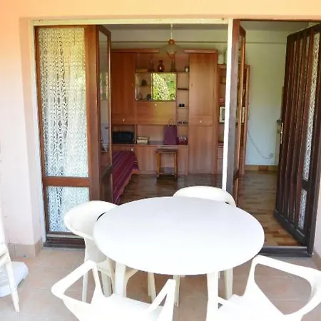 One-bedroom In With Swimming Pool 2 *