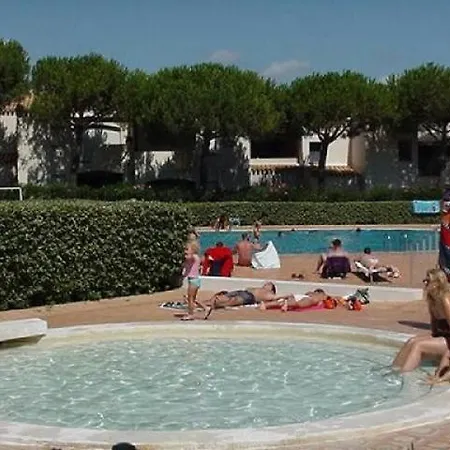 One-bedroom In With Swimming Pool 2 Appartement *